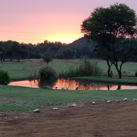 Harties Is Africa Safari Lodge Kosmos Exteriör bild
