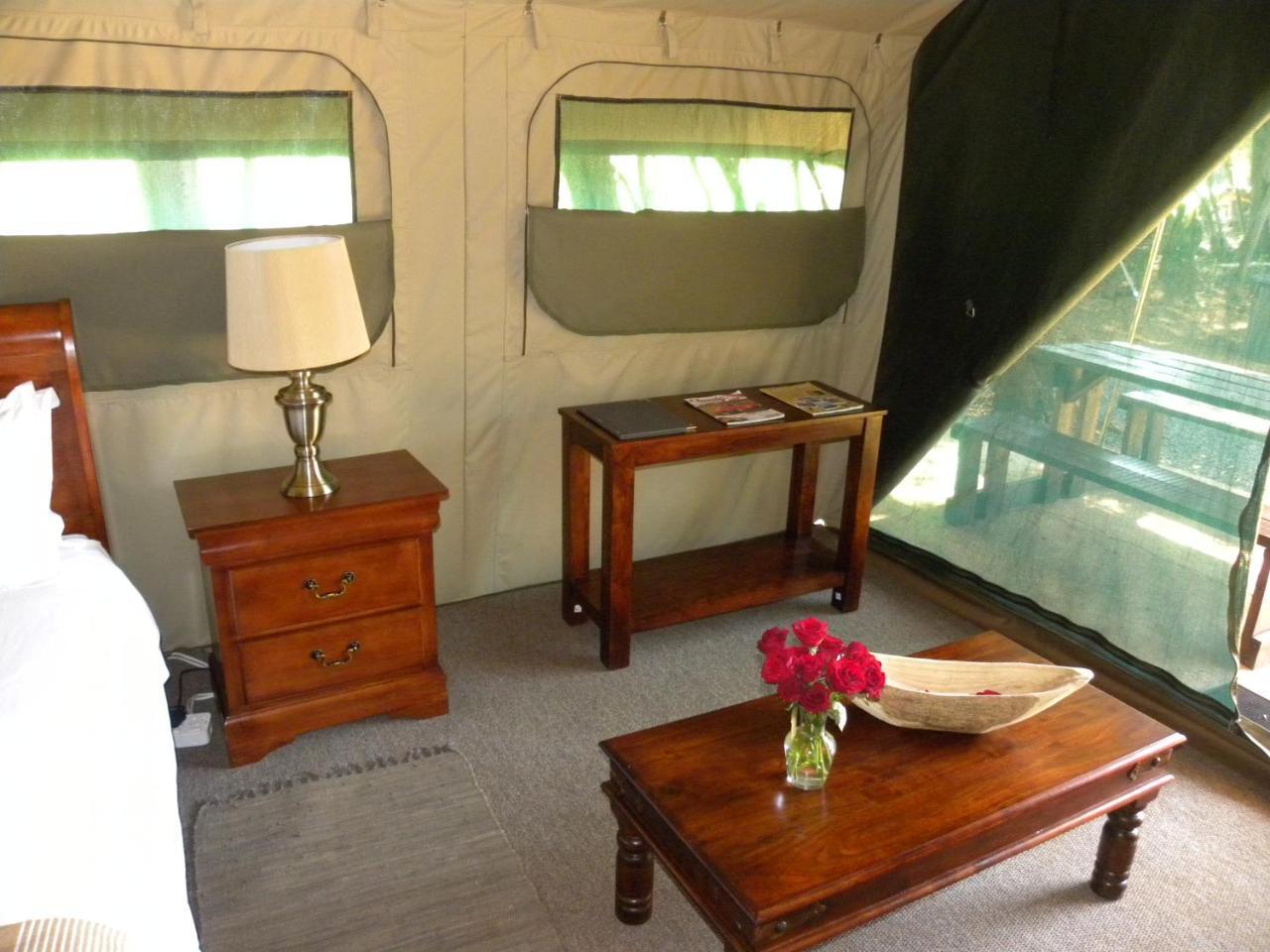 Harties Is Africa Safari Lodge Kosmos Exteriör bild