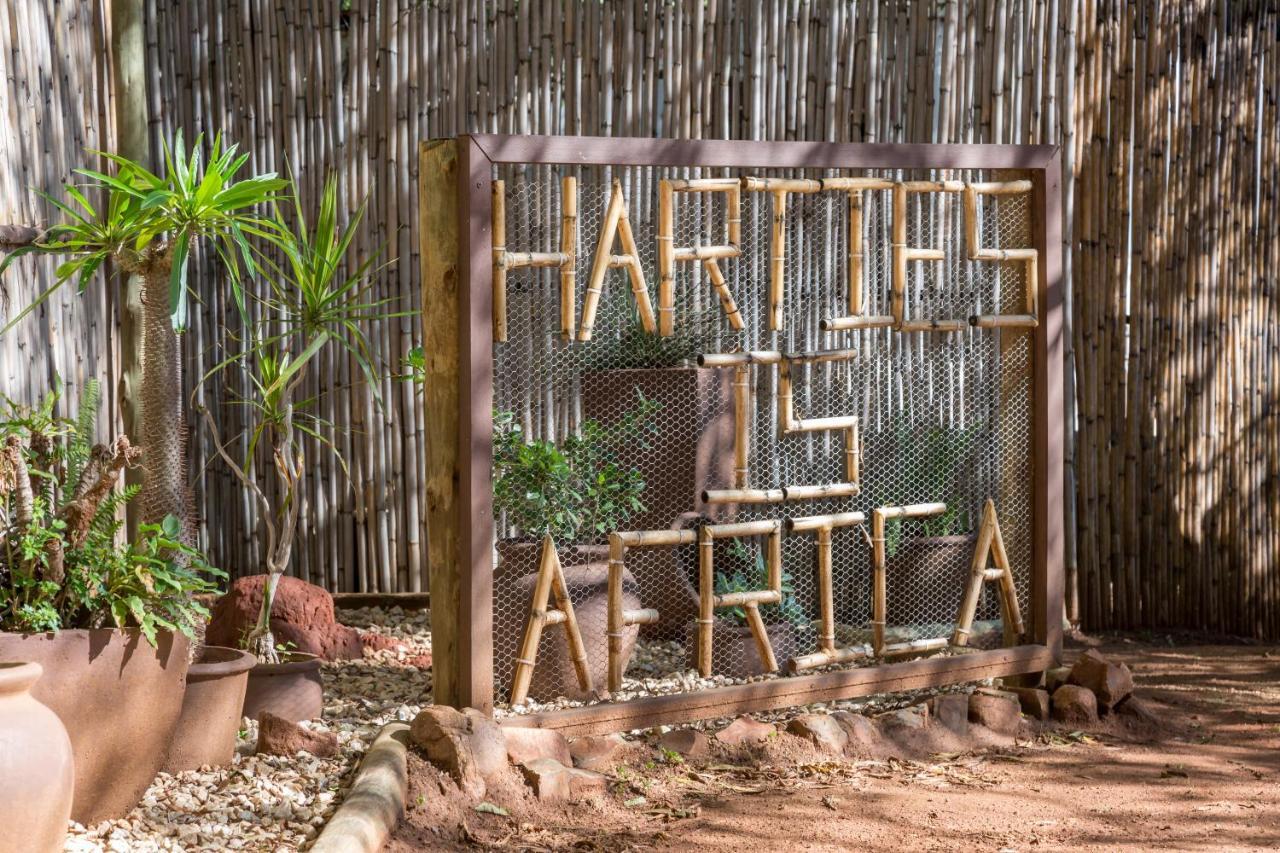 Harties Is Africa Safari Lodge Kosmos Exteriör bild