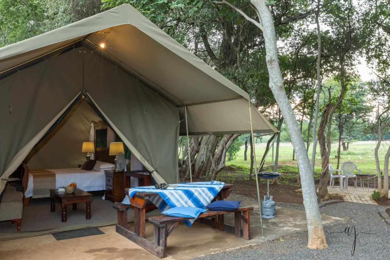 Harties Is Africa Safari Lodge Kosmos Exteriör bild